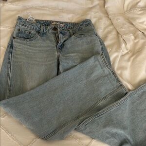 Classic Blue Women's Jeans: LEVI LOW LOOSE: 25